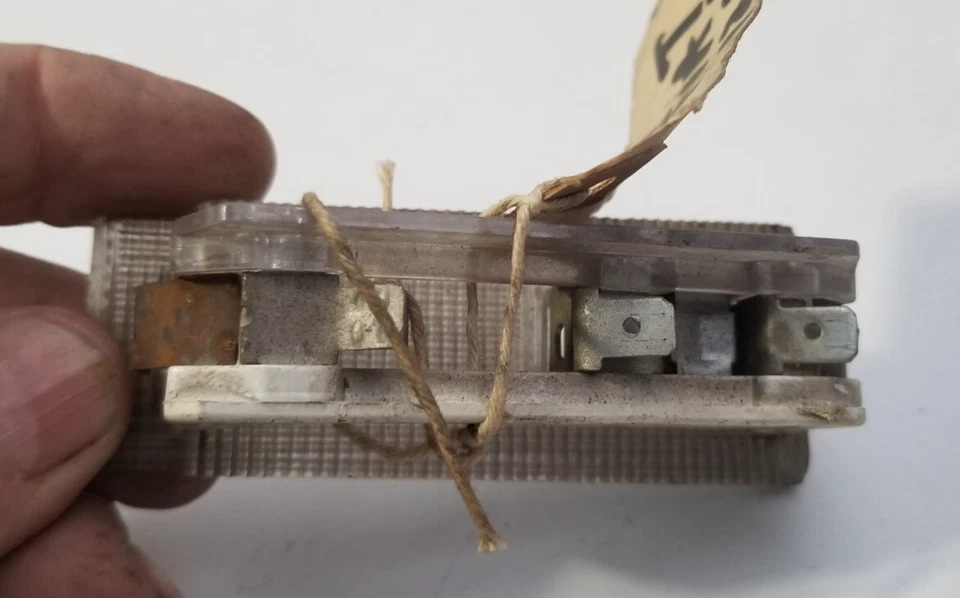 Fiat 124 1974 luz interior conmutada OEM bombilla no incluida Foto 4 de 4