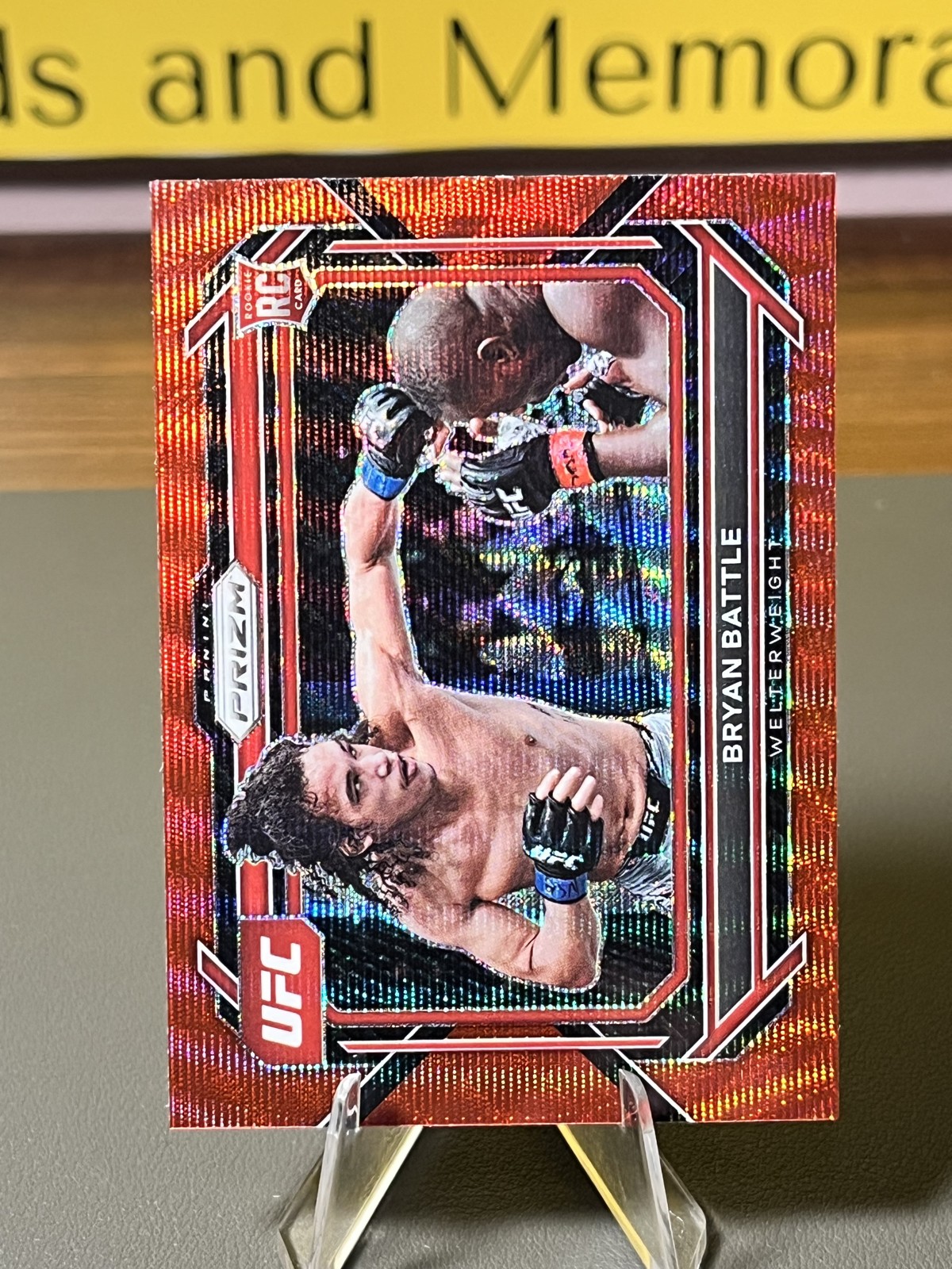 2023 Panini Prizm UFC - Bryan Battle #58 Ruby Wave Prizm (RC)