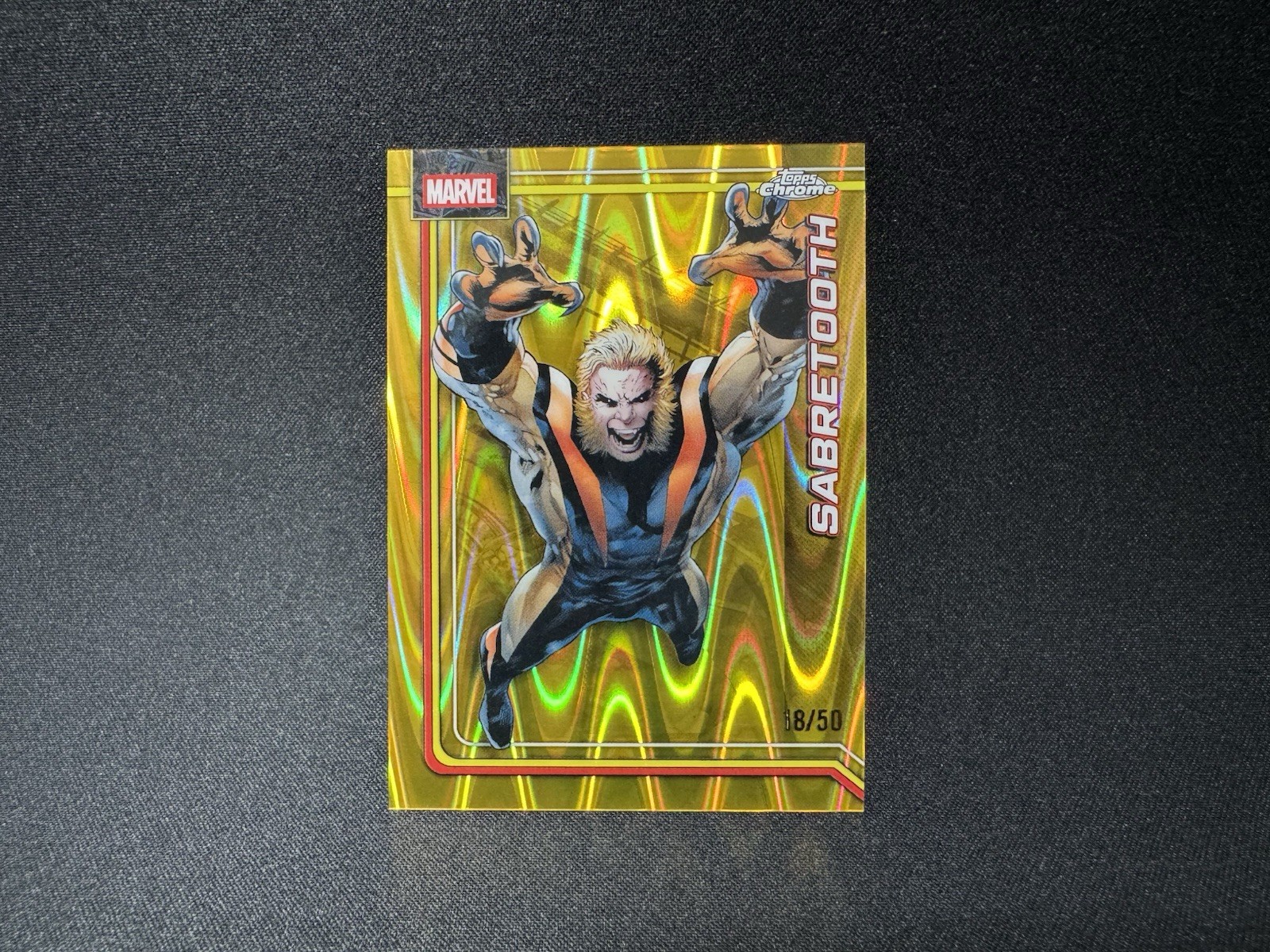 2026 Topps Chrome Marvel Comics Sabretooth Gold RayWave Refractor /50 #144