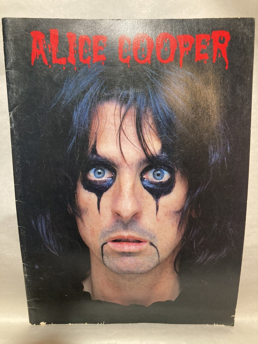 Alice Cooper 1978-1979 Mad House Rock Souvenir Program Booklet