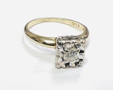 Vintage 14k Solid yellow Gold .22 CT. Diamond Solitare Engagement Ring Size 7