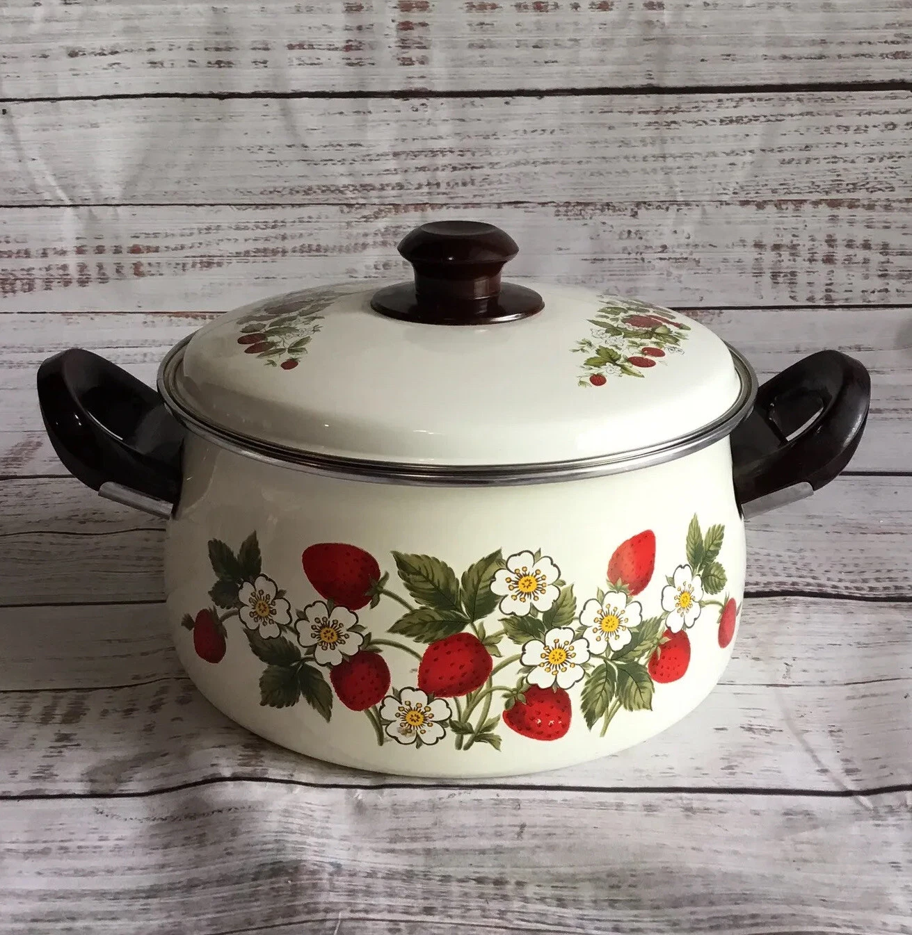 Vintage Sheffield Strawberries N Cream Enamel Dutch Oven And Lid 9.5” Large