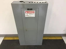 SQUARE D 225 AMP 208/120 VOLT 42 CIRCUIT 3 PHASE MAIN LUG PANEL..P-766