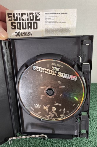 The Suicide Squad DVD & Download Code- Harley Quinn, Peacemaker, Idris Elba - Imagen 2 de 3