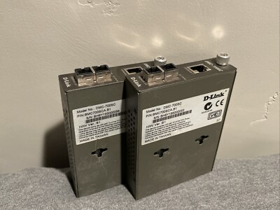 LOT OF 2 D-LINK DMC-700SC 1000BaseT to 1000BaseSX MEDIA CONVERTERS
