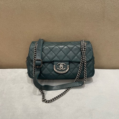 Chanel Classic Flap Teal Leather Silver HW Shoulder Bag Preowned Authentic
