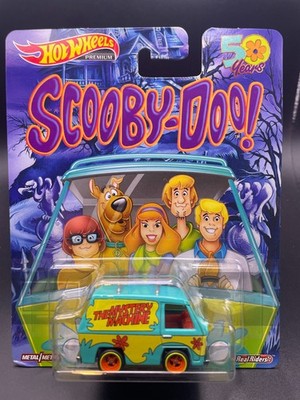 HOT WHEELS PREMIUM SCOOBY-DOO 50 YEARS THE MYSTERY MACHINE WITH REAL RIDERS