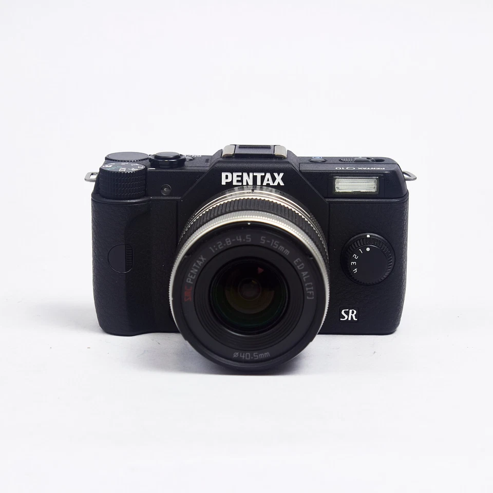 Pentax Q10 Black Digital Camera + 02 Standard Zoom Lens, Charger & Batteries - Image 3 of 4