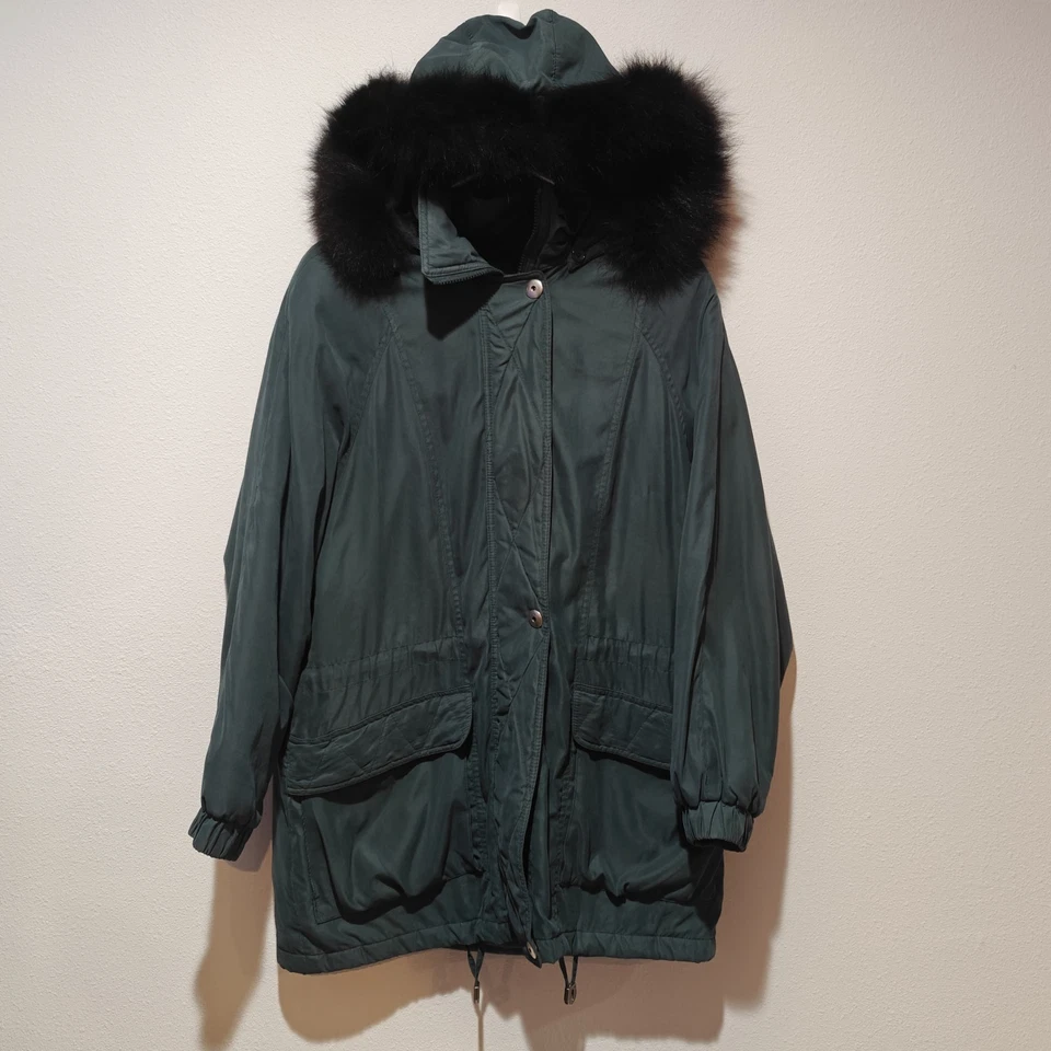 Abrigo Chaqueta con Capucha Forrado de Piel Niebla London Mediano Verde Esmeralda Largo De Colección Foto 2 de 4