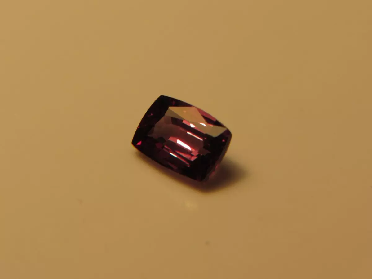 Pyrope spessartite deals