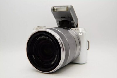 Sony Nex C3 Nex-C3D S Digital Single Lens Reflex Camera White Lens
