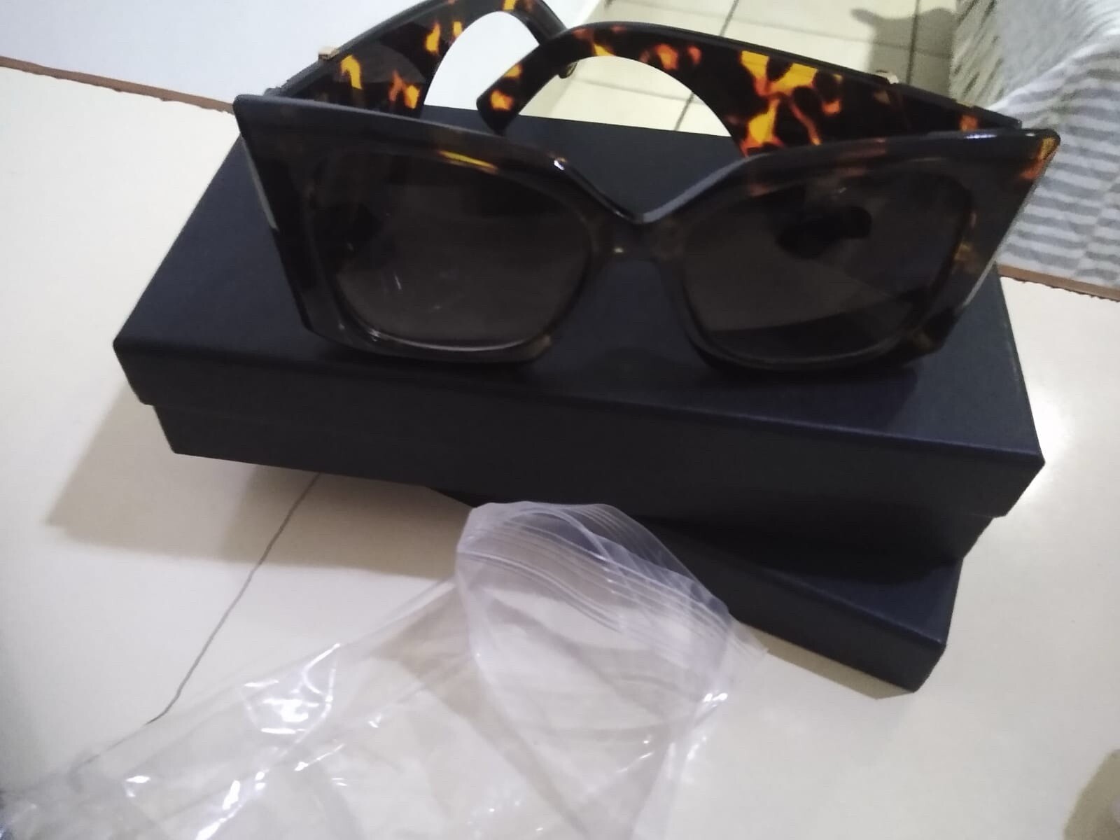 Stylish UV Protection Sunglasses for Men & Women