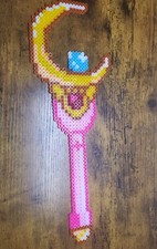 PERLER BEADS PIXEL ART