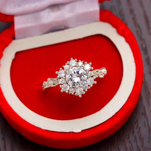 Solitaire Round VVS Cut Moissanite White Gold Plated Silver Engagement Ring Set - Picture 4 of 4