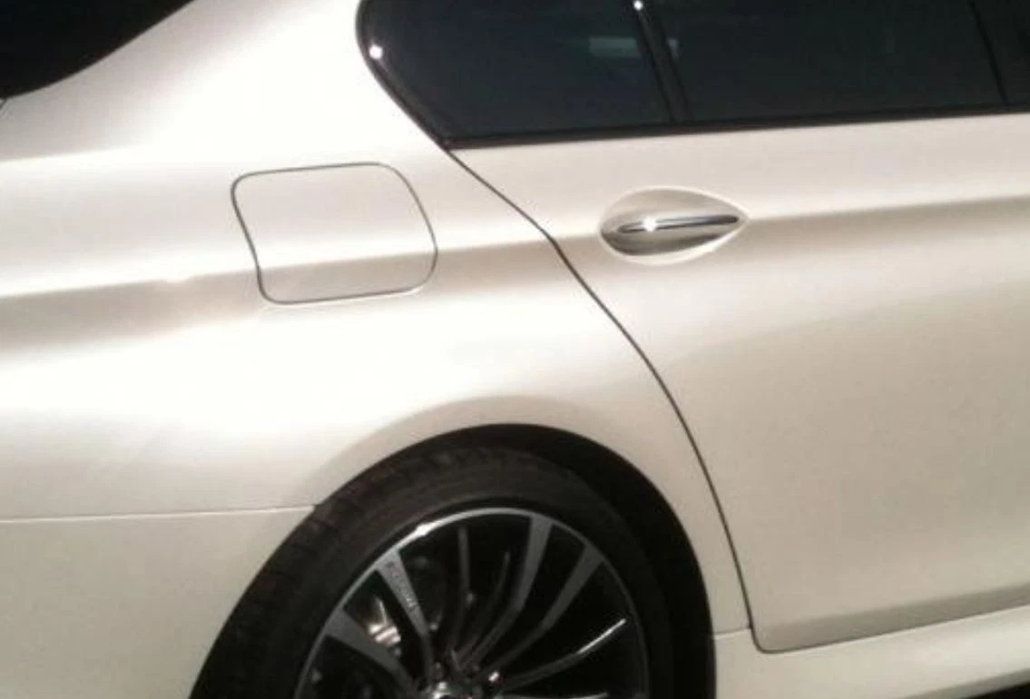 White 2024 pearl color