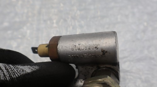 Porsche 356 Oil Distributing Piece with Temperature Sender 12V and Oil Line - Picture 5 of 6