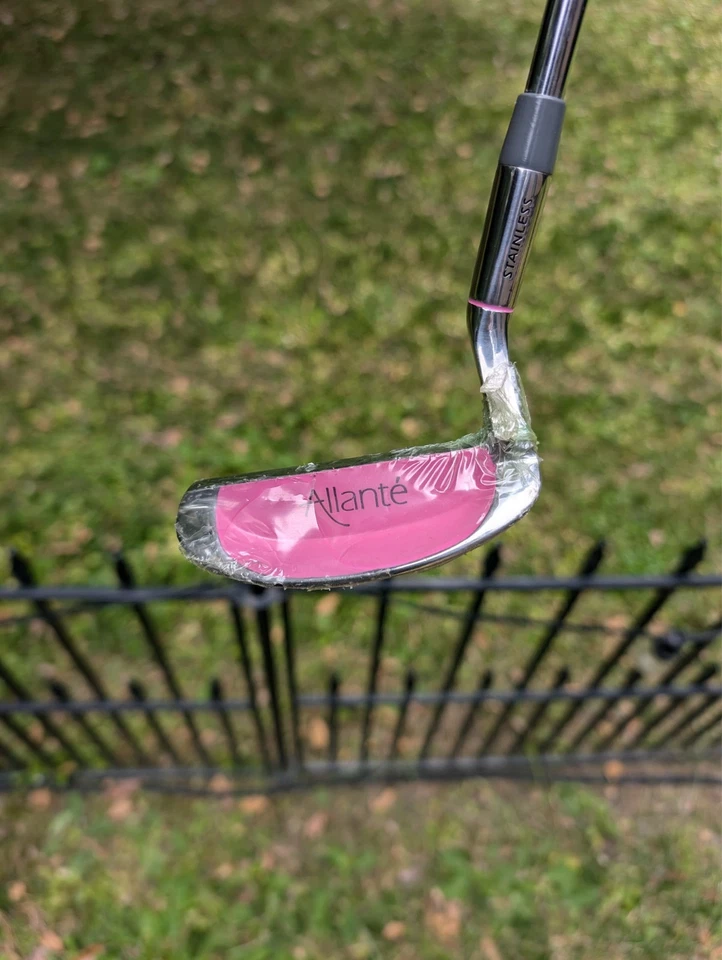 Womens Allante left handed chipper golf BRAND NEW - Image 2 of 4