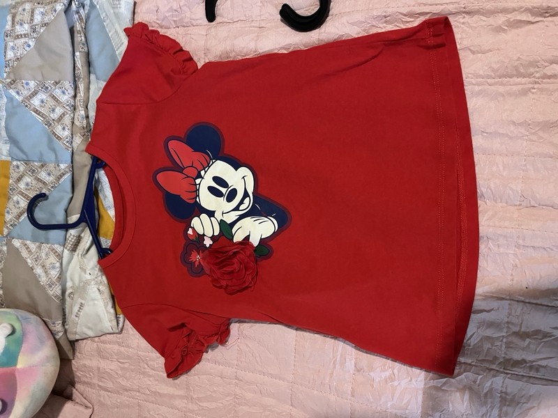Disney Red Minnie Mouse Floral T-shirt Size 6