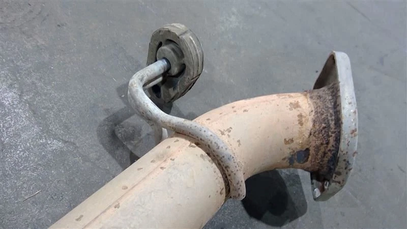 Dodge Ram 1500 2018-2021 tubo de extensión de escape 68268214ac Foto 3 de 4