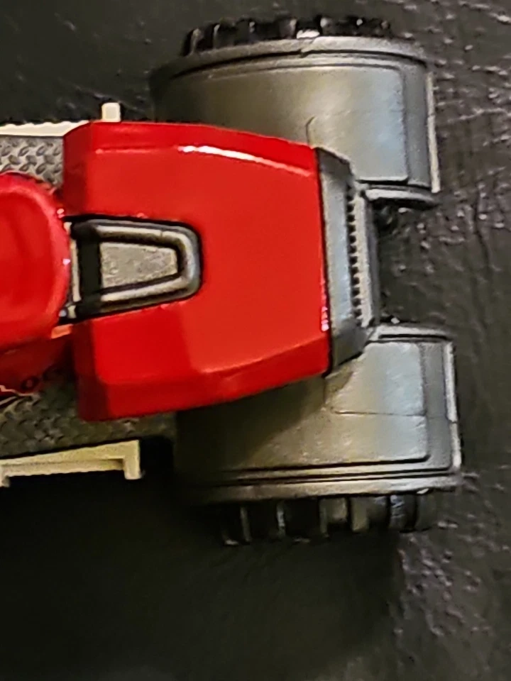 2015 Matchbox Red Tractor Die Cast - 2.5 In, 1 In - Image 2 of 4