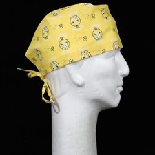 Looney Tunes Tweety Bird Face on Yellow All Over Theme Scrub Hat