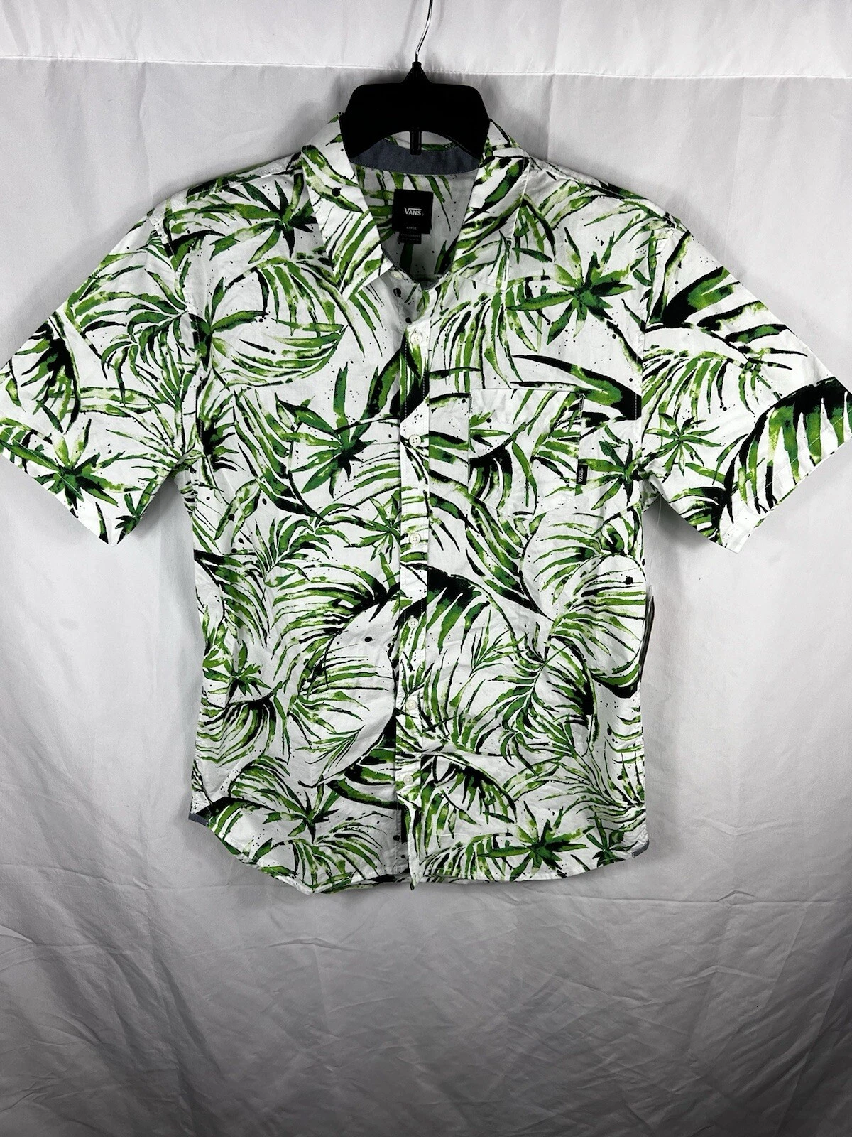 Men Vans Off the Wall Del Playa Floral Button Hawaiian Shirt Beach Travel Summer