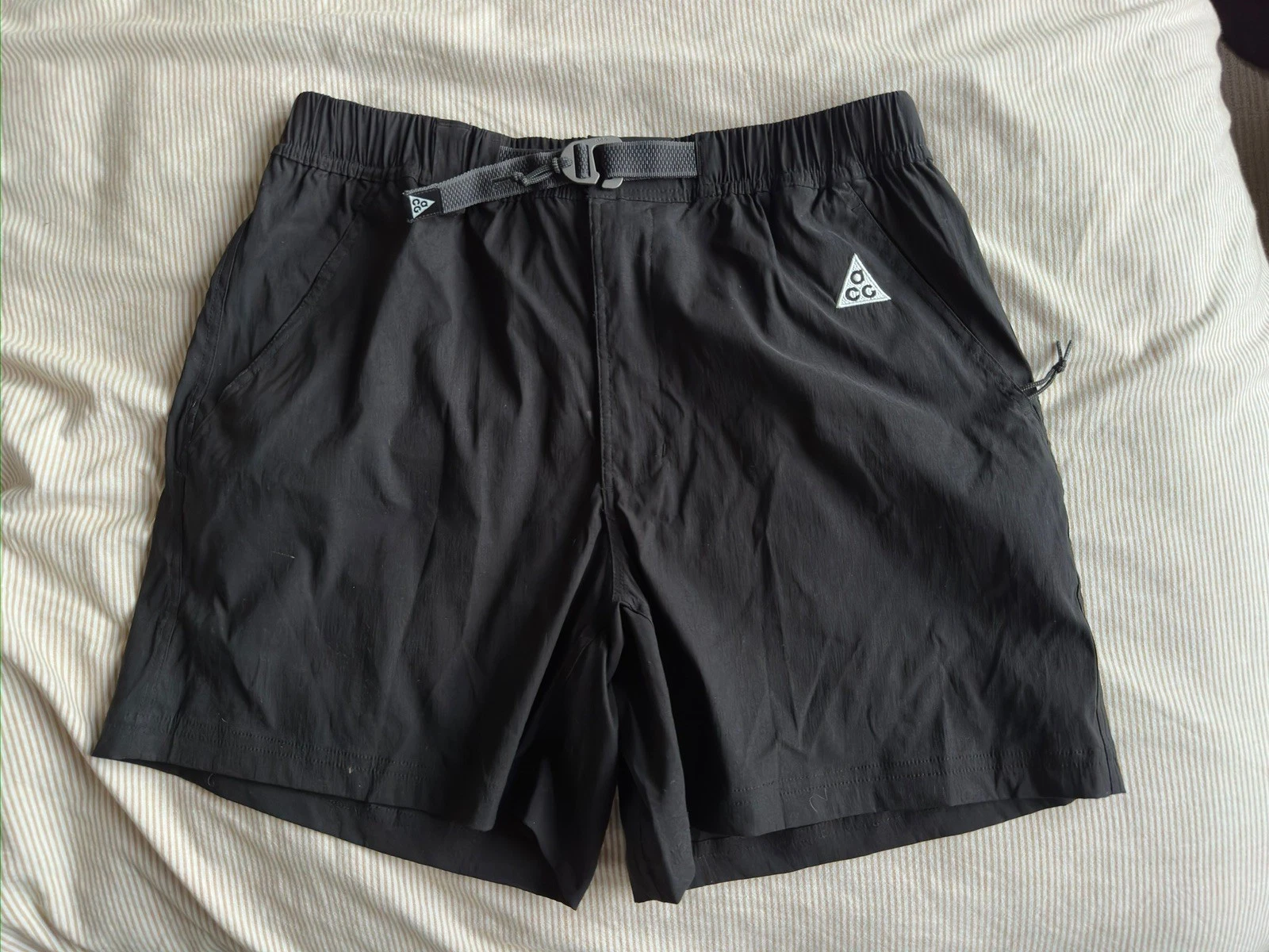 Nike ACG Shorts Men’s Large Black Trail Hiking Utility Gorpcore