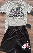 NWT Nike Jordan Boys YSM Black/Gray/Red/White Flight Shorts Set Small