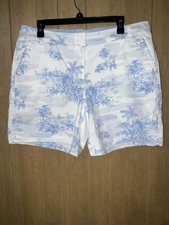 Crown And Ivy Caroline Shorts Women s Size 14 White And Blue Beach Theme