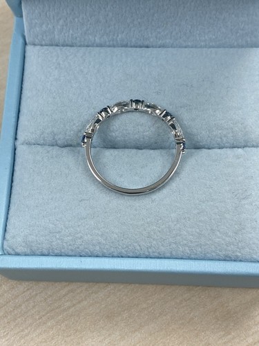 Bague de mariage 0,75 ct marquise cultivée en laboratoire et diamant rond taille brillant or 14 carats - Photo 7 sur 13