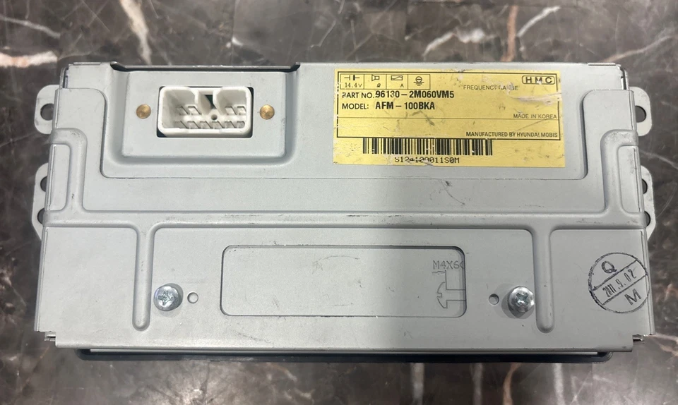 Hyundai Genesis 2012 cupé pantalla de visualización de información OEM # 96130-2M060VM5 Foto 3 de 3