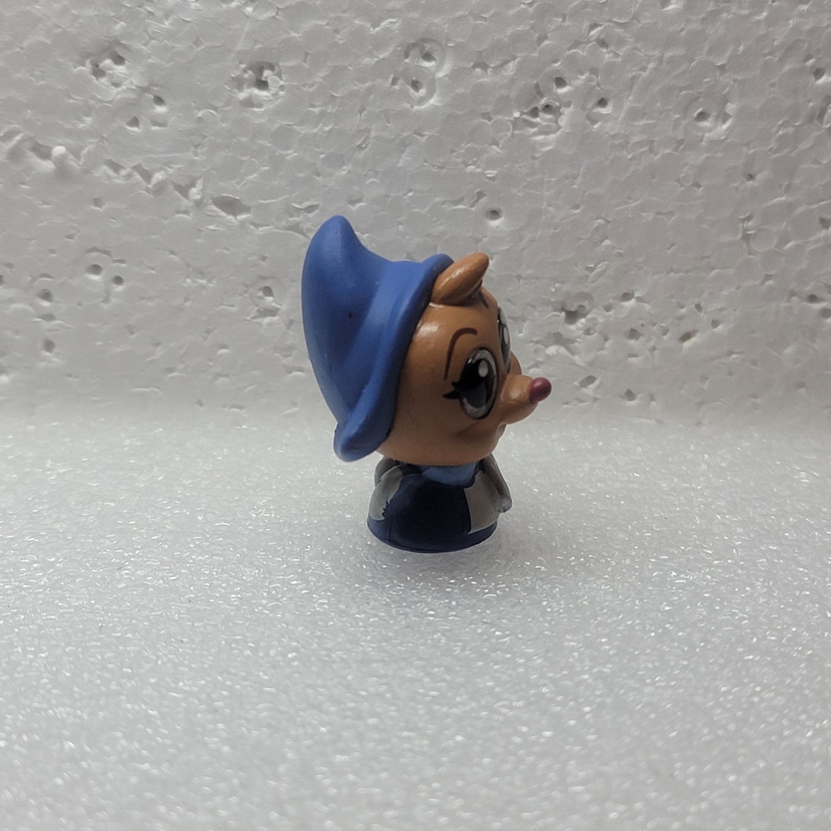 Disney Doorables Academy Campus Crew: Cinderella Suzy Mouse