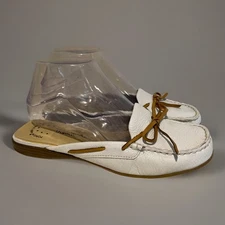 Vintage 90s Thom McAn Leather Slip On Mules Flats Women's 6 White Comfort Preppy