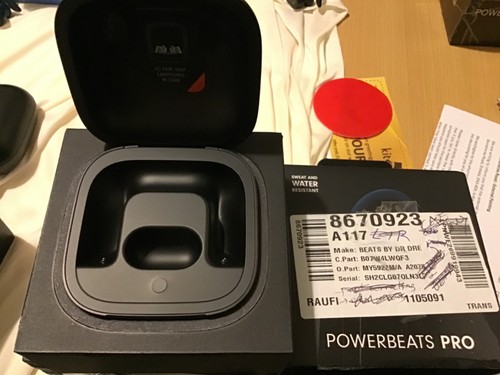Official Beats Powerbeats Pro Wireless Bluetooth A2078 - Charging Case ONLY - Picture 2 of 3