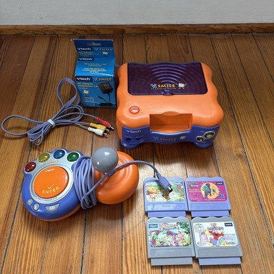 VTech Vsmile Tv Learning System Lot - 1 Console 1 Controller  4 Games Tested