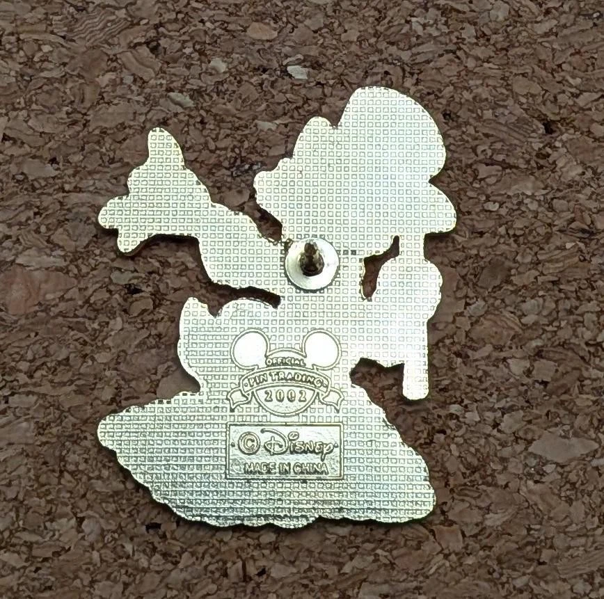 Значок Disney Скрудж Макдак проверяет свои монеты 2002 - Изображение 2 из 2