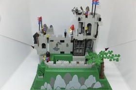 LEGO LEGOLAND King's Mountain Fortress 6081 In 1990 Used Retired Comp