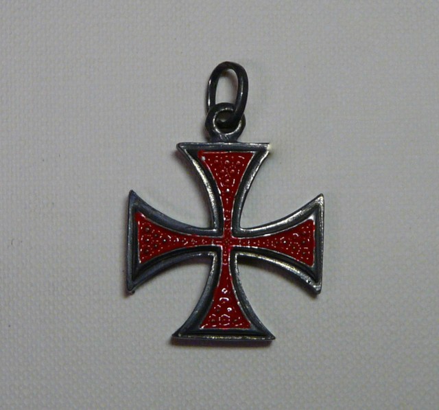 CROCE TEMPLARI IN ARGENTO BRUNITO E SMALTO 925 sterling silver CROCE TEMPLARI IN ARGENTO BRUNITO E SMALTO 925 sterling silver