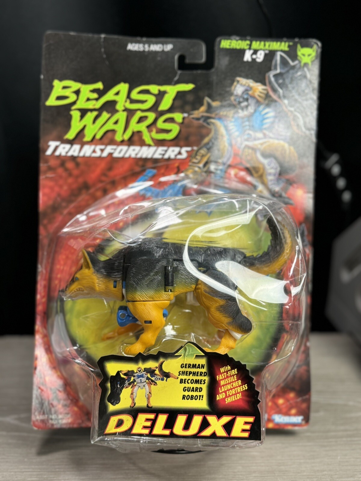 Maximal K-9 Transformers Retro Beast Wars, Hasbro(damaged packaging)