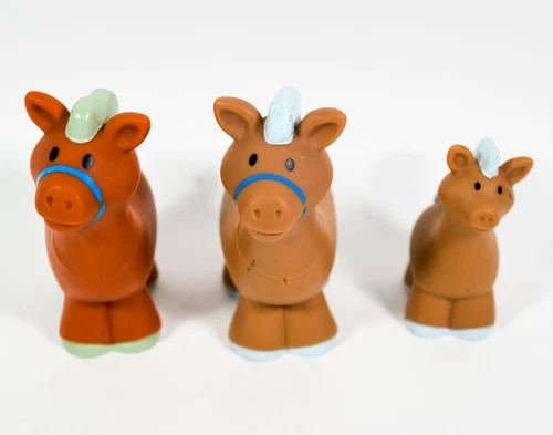 Vintage 1990s Fisher Price Little People 3 Brown and Blue Horses Barn Nativity