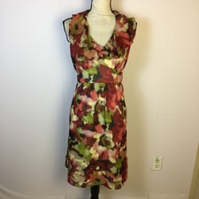 Ann Taylor Loft A-line Dress Size 8 Womans Red Green Sleeveless V-neck Ruffle