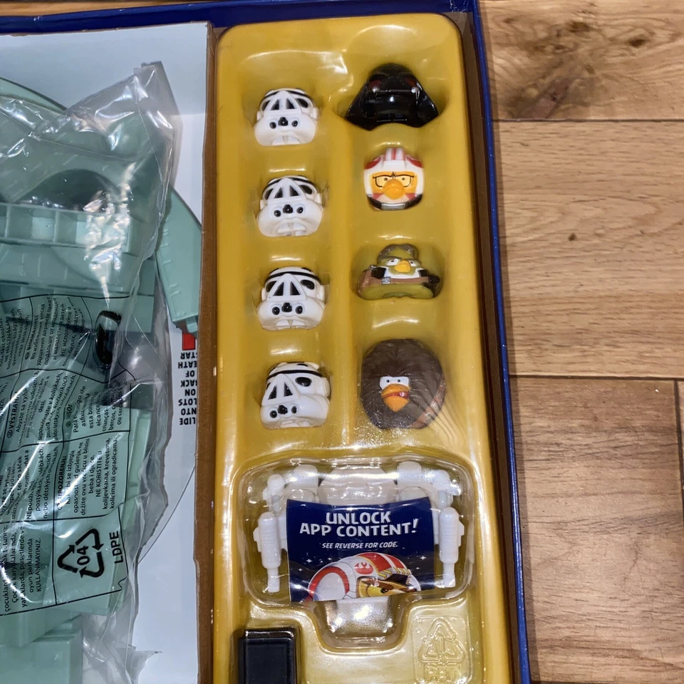 Hasbro Angry Birds Star Wars Jenga Death Star Game brand new 2012 sealed inside - Image 3 of 4