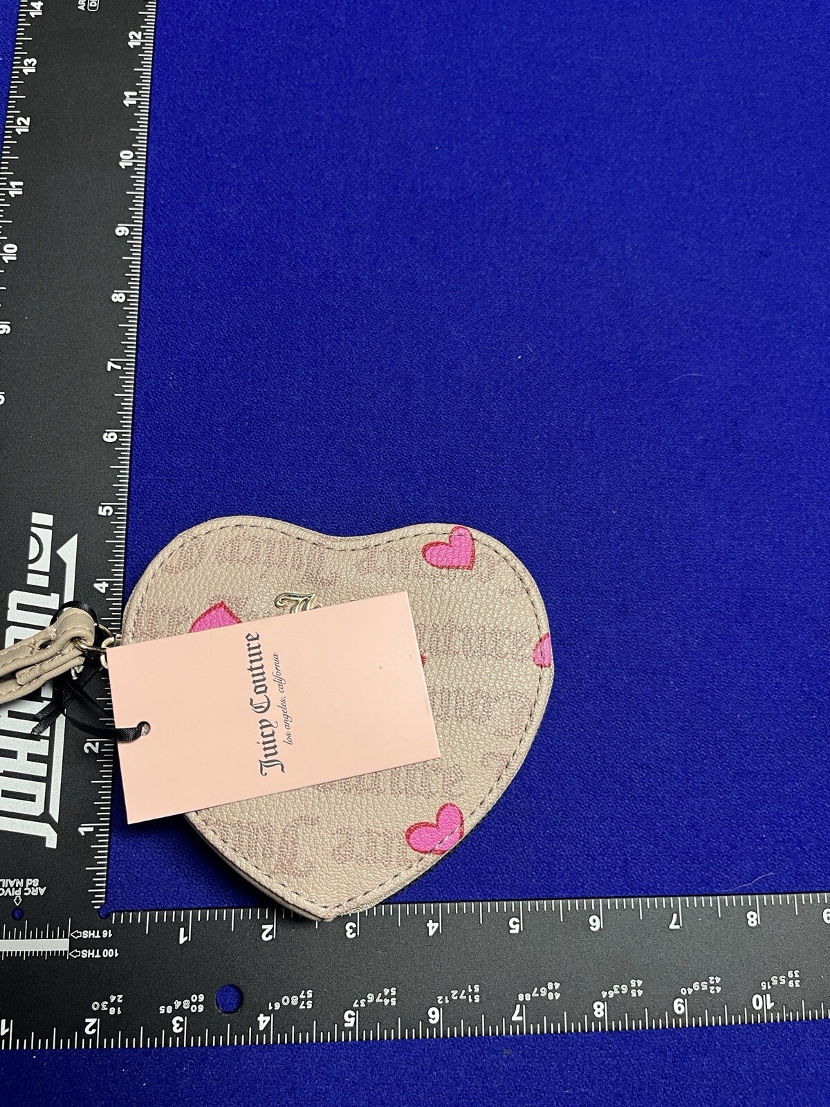 Juicy Couture Addicted Love Heart Wristlet Wallet NEW image 8
