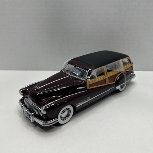 Danbury Mint Limited Edition 1947 Buick Roadmaster Estate Wagon 1:24 LESEN - Bild 4 von 10