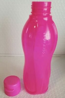 TUPPERWARE ECO WATER BOTTLE SMALL 16 Oz FLIP TOP SEAL NEW Drinkware