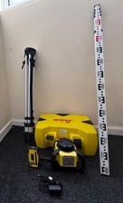 📌 LEICA RUGBY 620 LASER LEVEL, ROD EYE 160 RECEIVER, CHARGER, CASE, CALIBRATED.