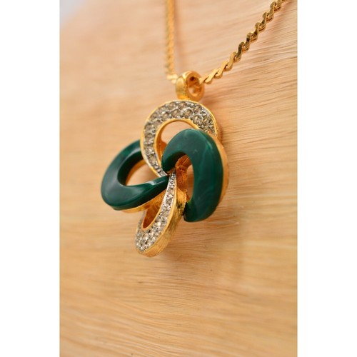 Vintage Green Lucite Pendant Necklace Rhinestone Chain Gold Tone NOS 1980s BinA5 - Picture 9 of 12