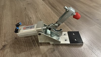 DESTACO 810-UE Pneumatischer Standard Kraftspanner 