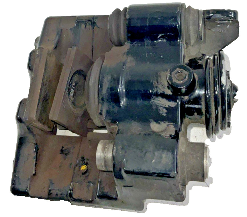 Aston Martin V8 Vantage 2006-2011 Rear Left Brembo brake caliper with pads