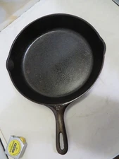 Unmarked No. 10 Wagner Cast Iron Skillet 11 3/4" USA Vintage Sits Flat
